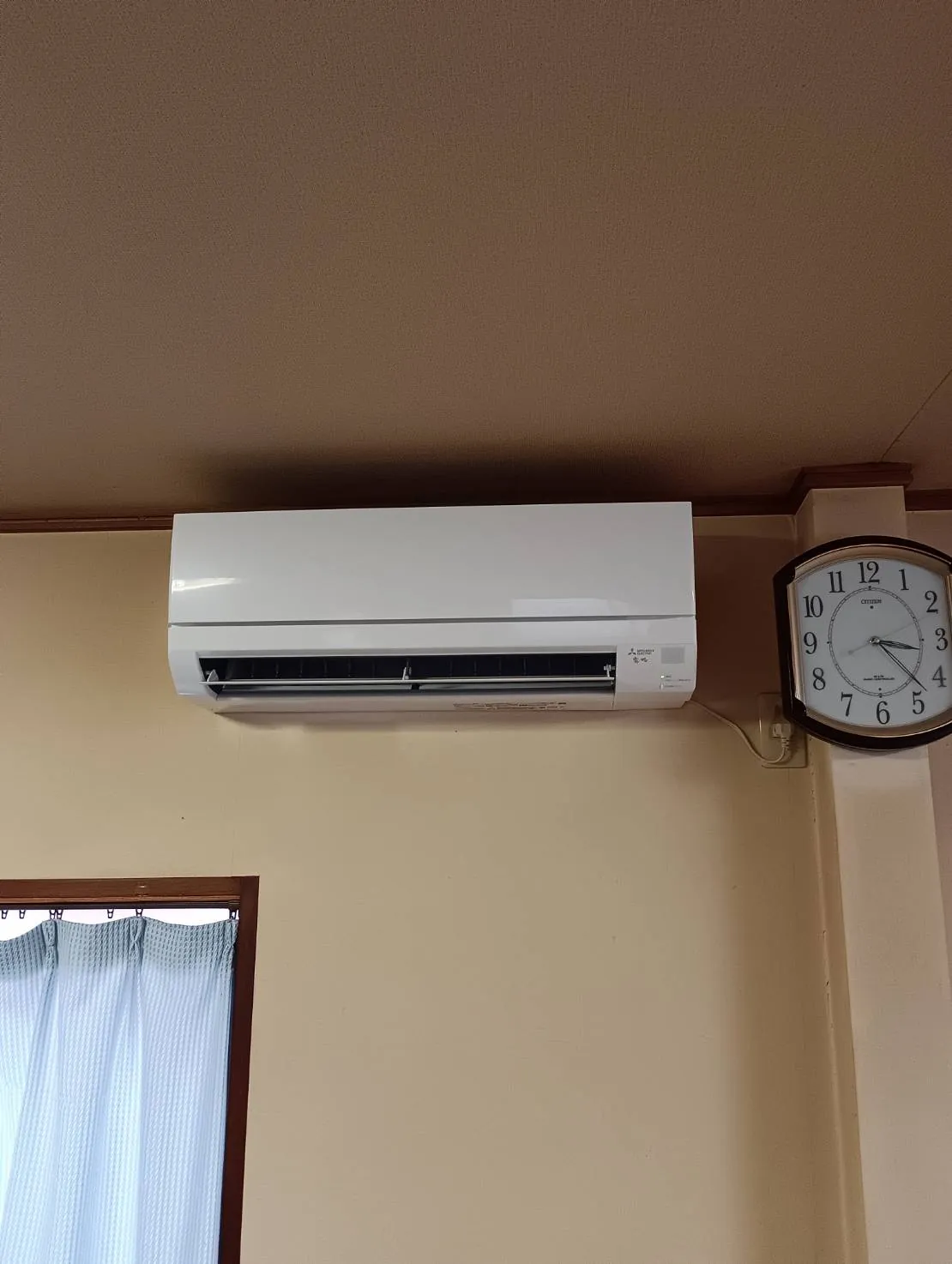 酒田市東大町 エアコン交換後の室内機（三菱電機 霧ヶ峰）