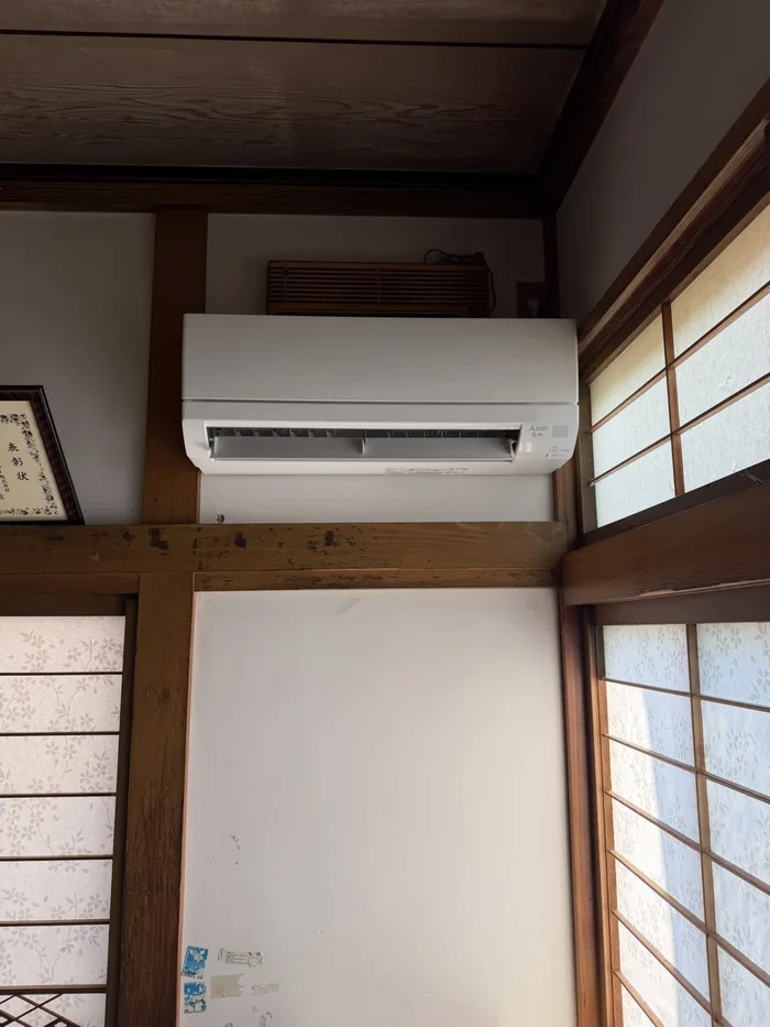 遊佐町 交換後の室内機（三菱電機 霧ヶ峰・和室に設置）
