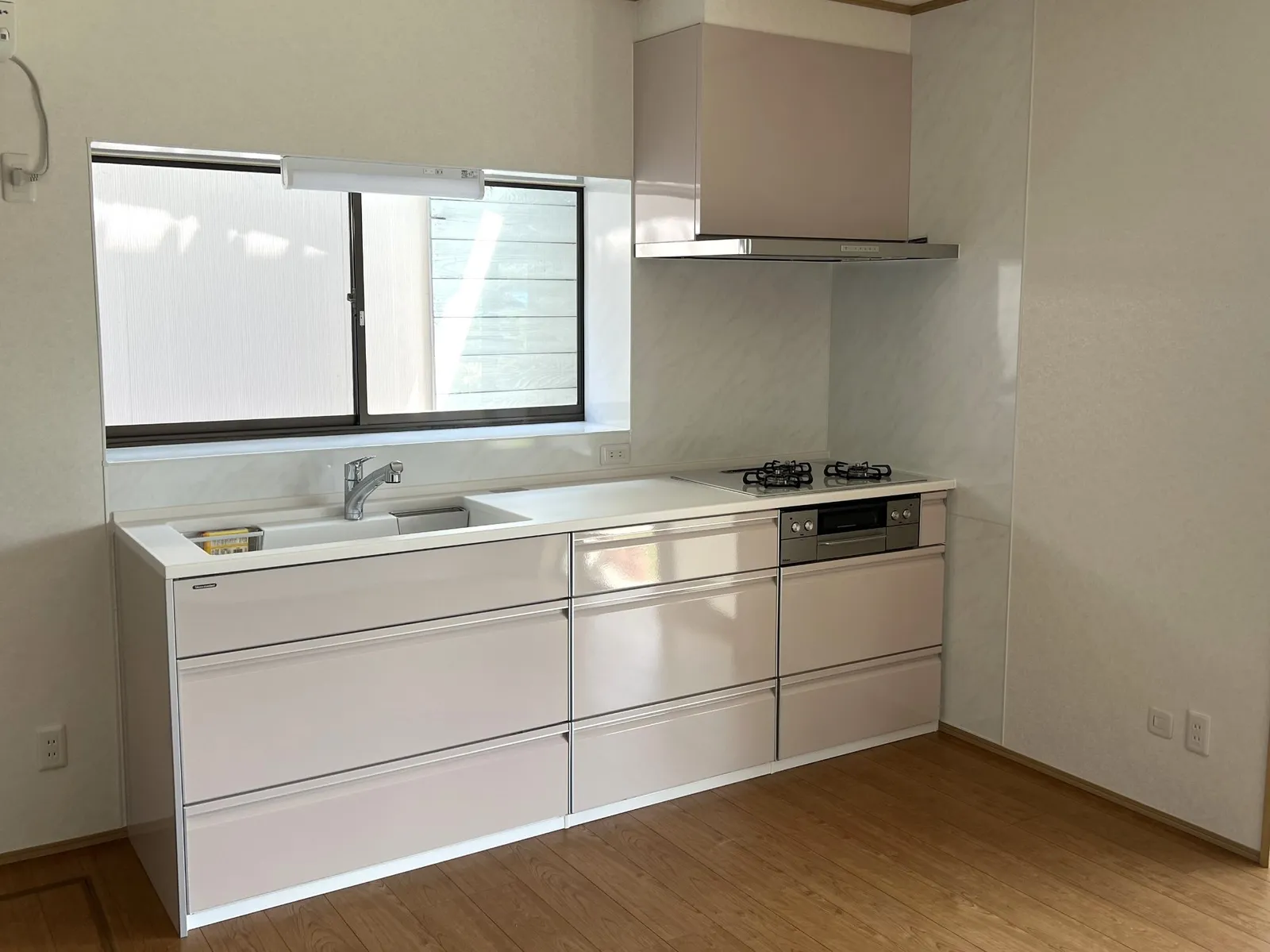 遊佐町村上様邸 キッチンリフォーム後（システムキッチン・ガスコンロ付き）